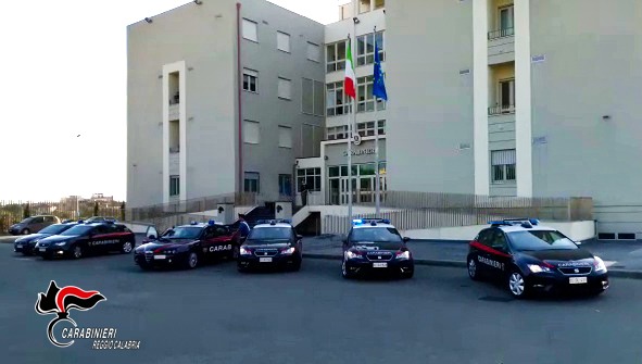 Sbarco di migranti ad Ardore, i carabinieri fermano due scafisti