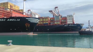 Porto Gioia Tauro, sorpasso record di due super portacontainer