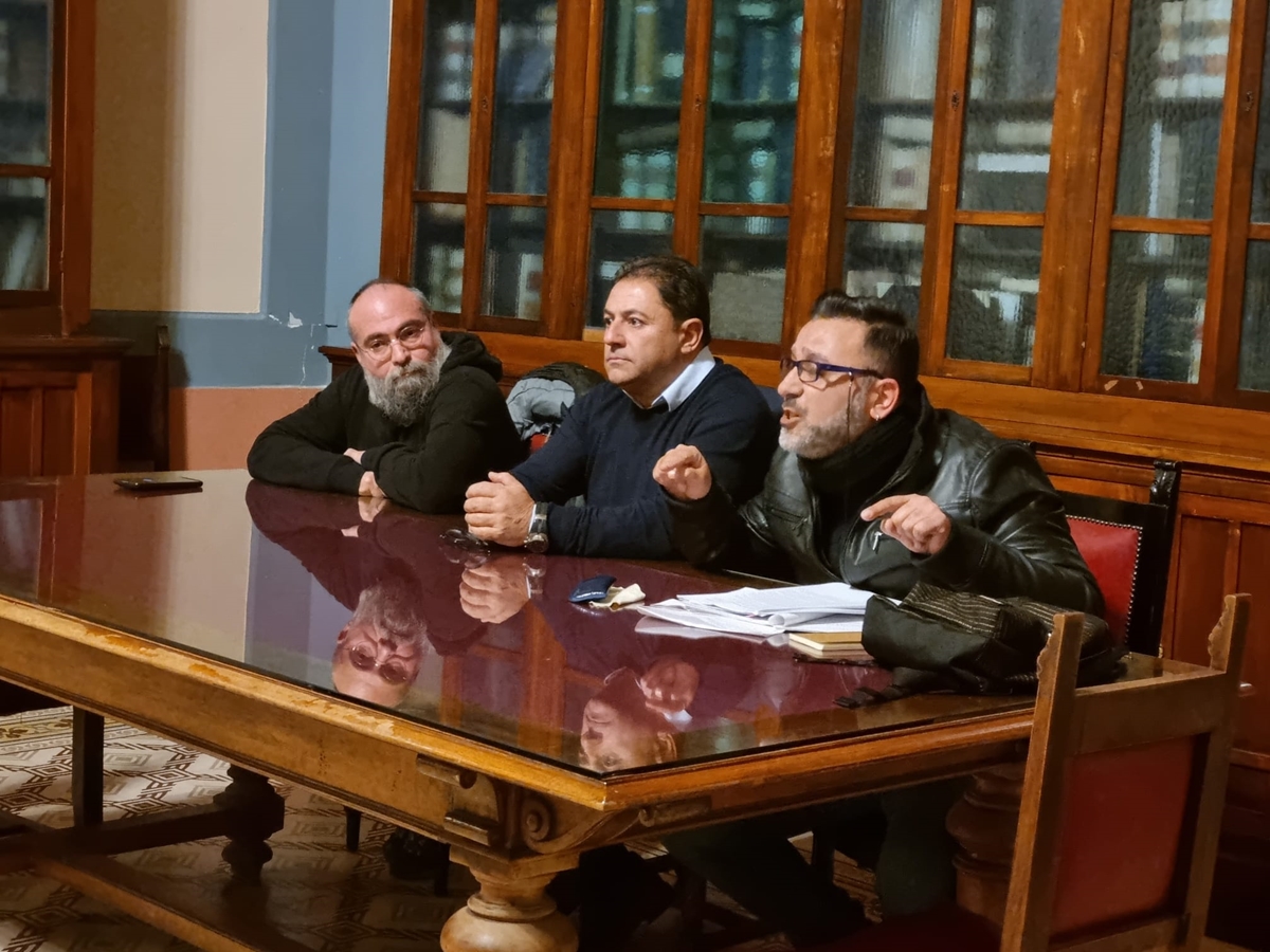 Servizi psichiatria a Reggio, da gennaio partiranno i licenziamenti: 100 persone per 7 cooperative – VIDEO