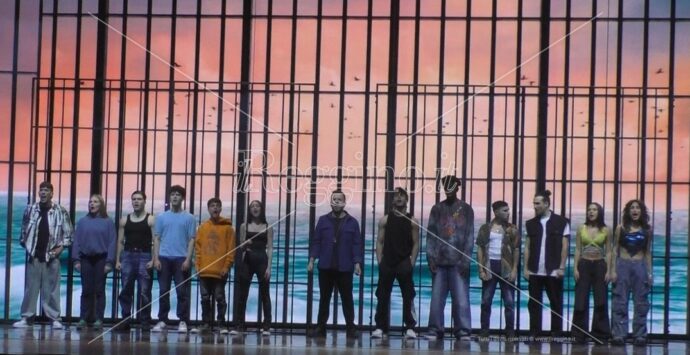 Reggio, dietro le sbarre c’è il Mare Fuori: al teatro Cilea il musical ispirato alla serie Rai di successo – FOTO e VIDEO