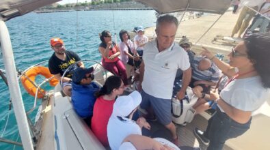 Abili nello Stretto, ragazzi disabili liberi in mare: in barca a vela grazie ai “Bambini delle fate” e “Rose blu”
